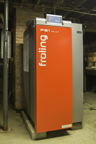 Fröling PE1 wood pellet boiler